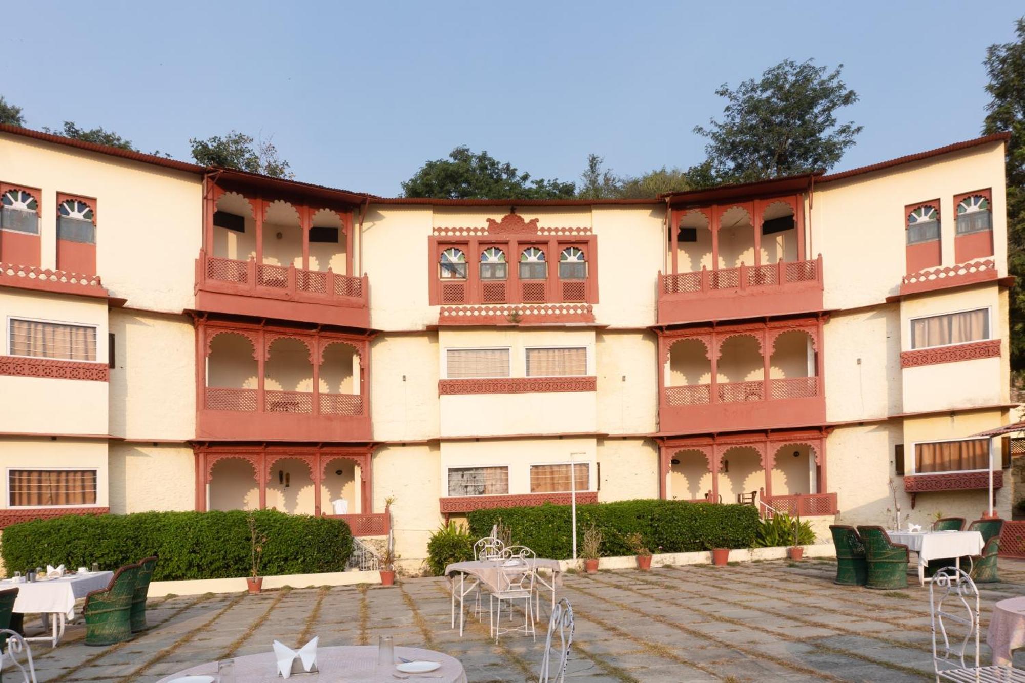 Hotel Treebo Kumbhal Castle, 2 Km From Kumbalgarh